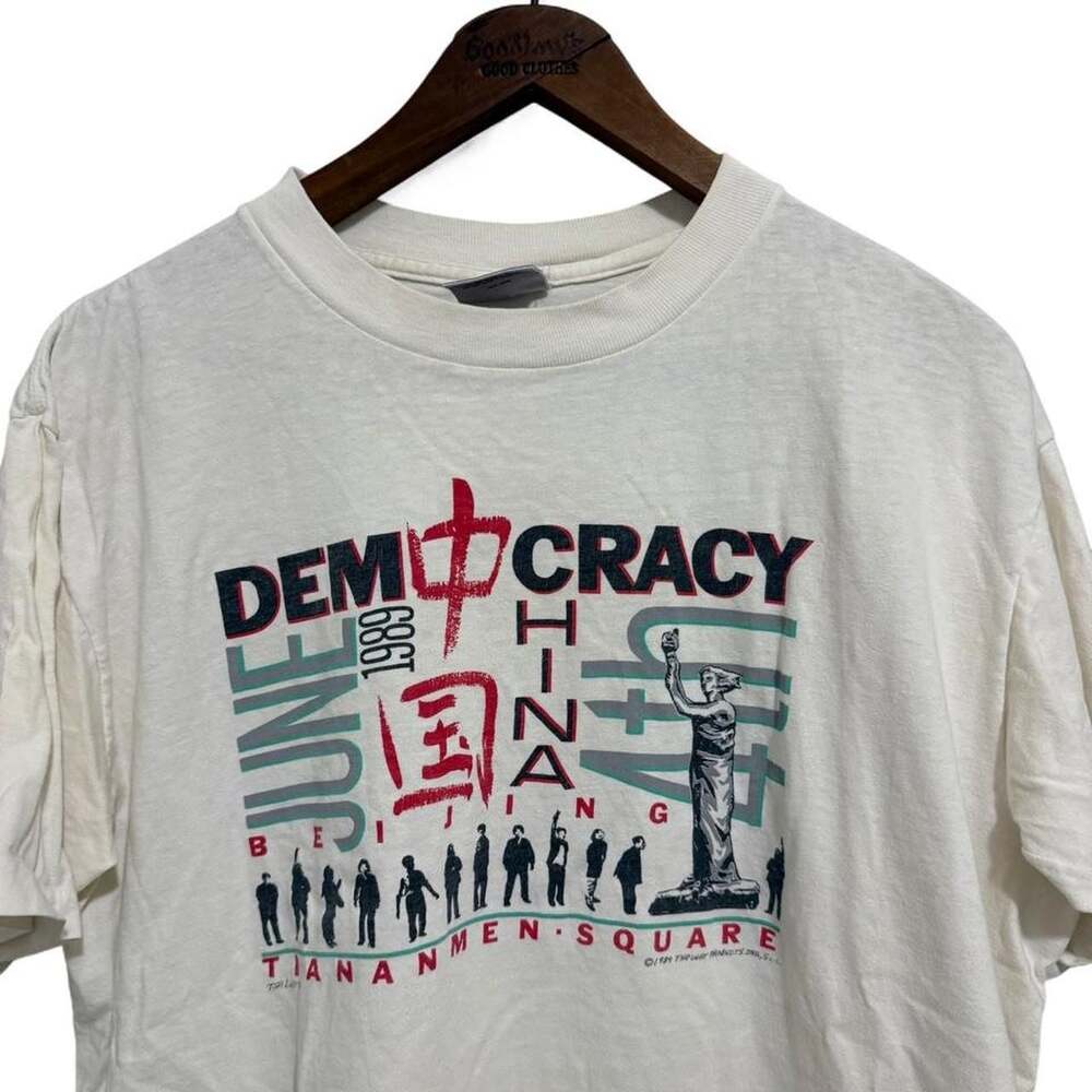 Vintage 1989 Oneita Power-T Tiananmen Square Democracy China Graphic T-Shirt XL